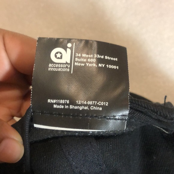 SHAQ EMBROIDERED CAP - Picture 8 of 9